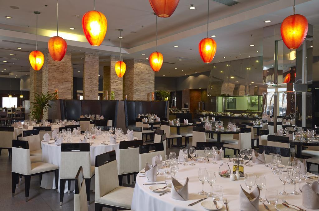 Novotel Beijing Sanyuan Exteriör bild