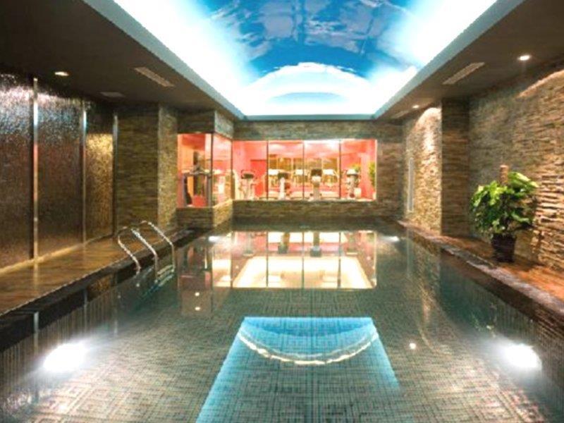 Novotel Beijing Sanyuan Exteriör bild