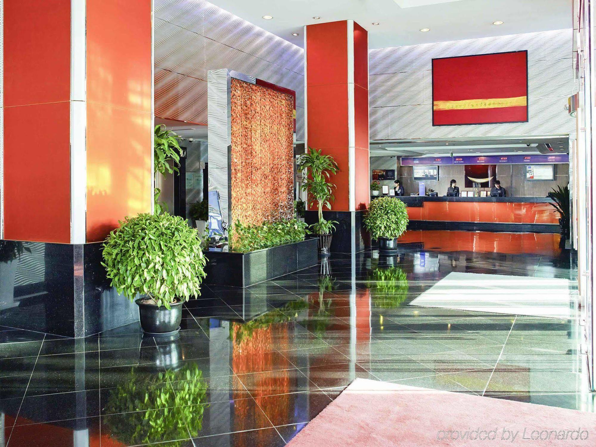 Novotel Beijing Sanyuan Exteriör bild