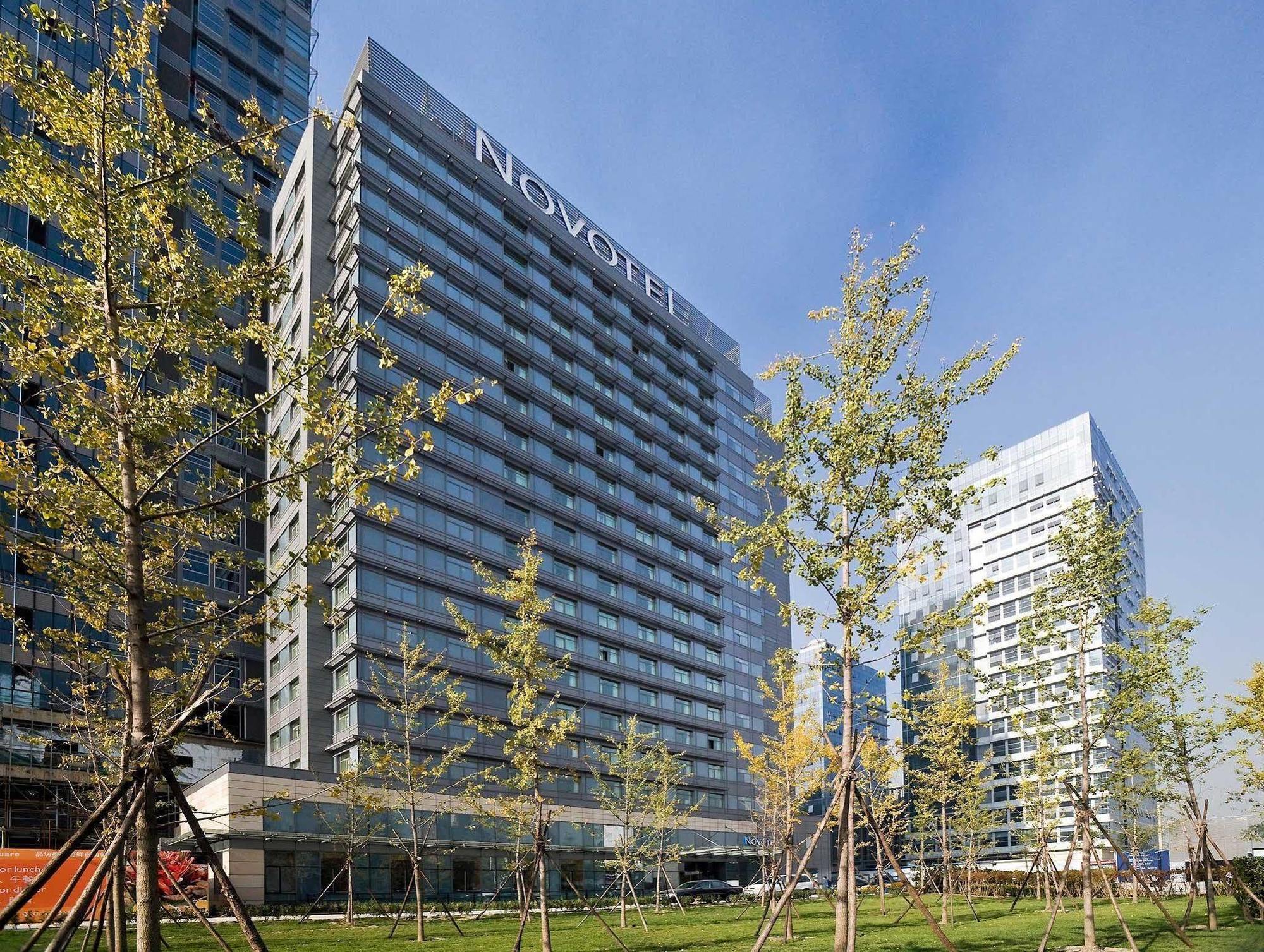 Novotel Beijing Sanyuan Exteriör bild